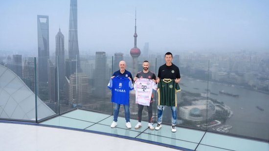所以立即博页面看起来就像是深入其境详情图
